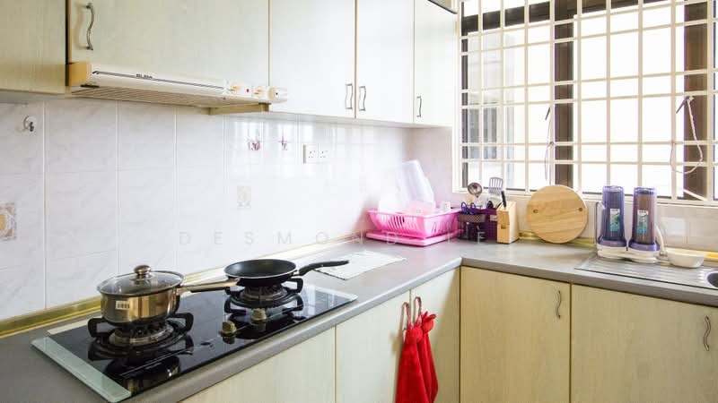 Kondominium untuk Disewa di Eden Seaview Condominium - Desmond Lee - Kitchen - PropertyGuru.com.my
