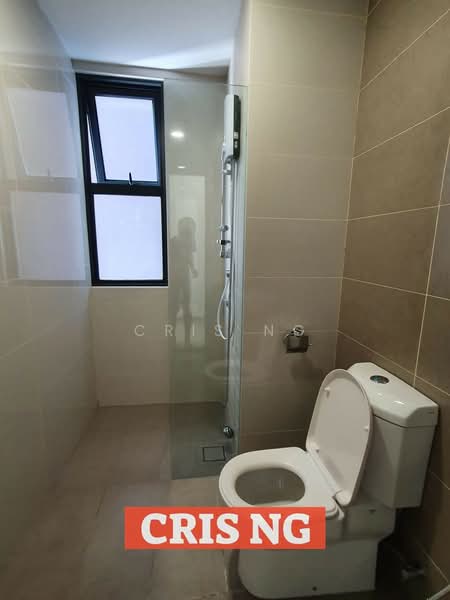 Kondominium untuk Dijual di Setia Sky Vista - Cris Ng - Bathroom - PropertyGuru.com.my