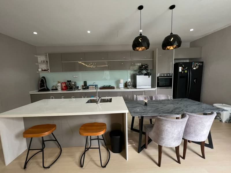Semi-Detached House for Sale in Rawang (Selangor) - Desmond Tang - Kitchen - PropertyGuru.com.my