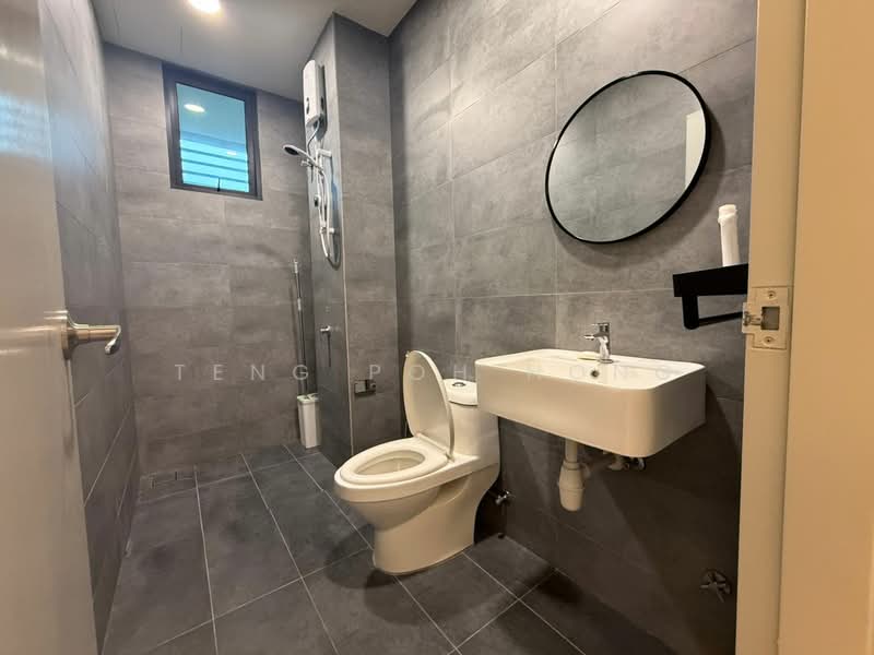 Kondominium untuk Disewa di Verando Residence - Teng Poh Hong - Bathroom - PropertyGuru.com.my