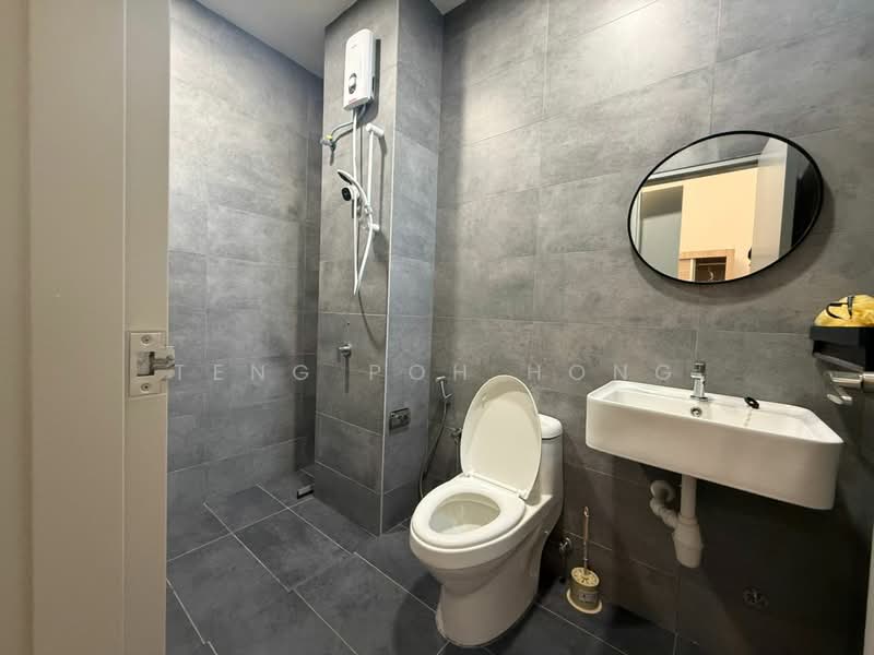 Kondominium untuk Disewa di Verando Residence - Teng Poh Hong - Bathroom - PropertyGuru.com.my