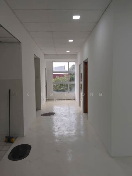 Shop / Office for Sale in Cyberjaya (Selangor) - King Loong Chong - Corridor - PropertyGuru.com.my