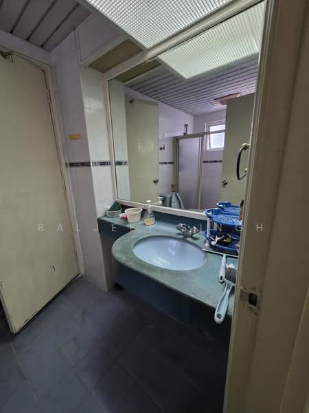 Condominium for Sale at Indera Subang - Baljeet Singh - Bathroom - PropertyGuru.com.my