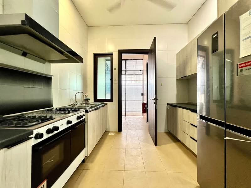 Semi-Detached House for Rent in Desa Sri Hartamas (Sri Hartamas) - Adaw Zain - Kitchen - PropertyGuru.com.my