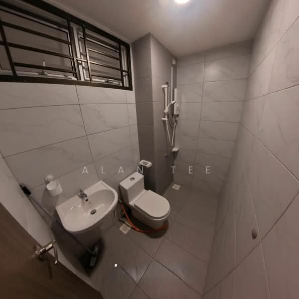 Servis Apartment untuk Dijual di SKS Habitat - Alan Tee - Bathroom - PropertyGuru.com.my
