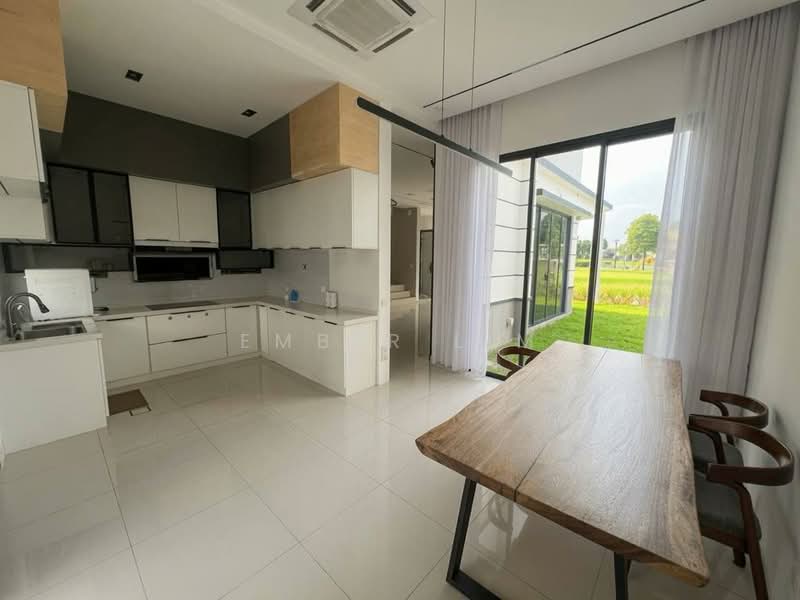 2-storey Terraced House for Sale in Taman Ekoflora (Johor Bahru) - Ember Lim - Kitchen - PropertyGuru.com.my