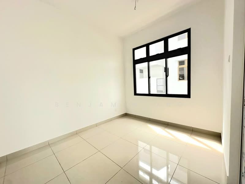 Rumah Teres 2 Tingkat untuk Dijual di Taman Mutiara Rini (Skudai) - Benjamin Ong - PropertyGuru.com.my