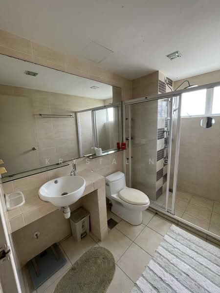 Condominium for Sale at Cova Suites - Krystal Ng - Bathroom - PropertyGuru.com.my