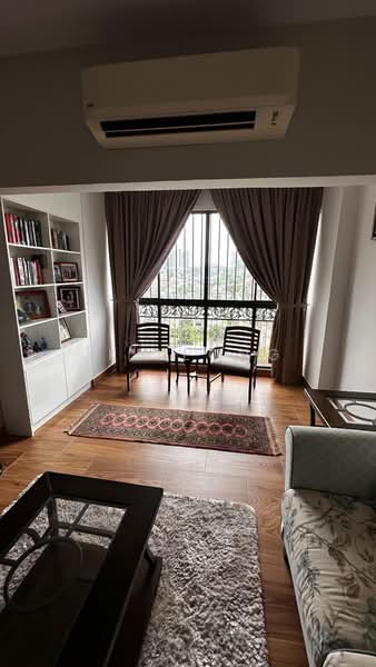Kondominium untuk Dijual di Ehsan Ria - JK Leong - Living Room - PropertyGuru.com.my
