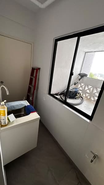 Kondominium untuk Dijual di Ehsan Ria - JK Leong - Balcony - PropertyGuru.com.my