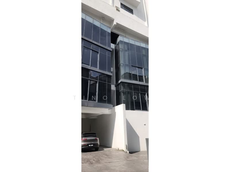 Rumah Teres untuk Dijual di Damansara Perdana (Selangor) - Tino Low - Exterior - PropertyGuru.com.my