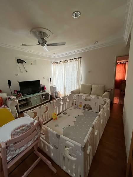 Townhouse for Sale in Bandar Utama (Selangor) - JK Leong - Living Room - PropertyGuru.com.my