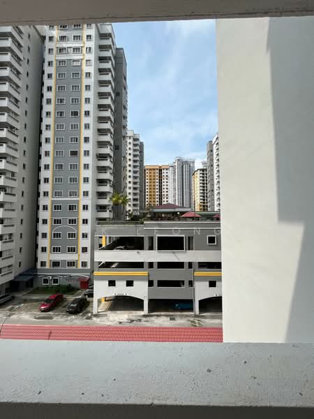 Townhouse for Sale in Bandar Utama (Selangor) - JK Leong - Exterior - PropertyGuru.com.my