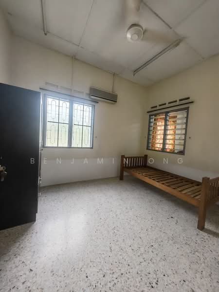 Rumah Teres untuk Disewa di Taman Ungku Tun Aminah (Skudai) - Benjamin Ong - PropertyGuru.com.my