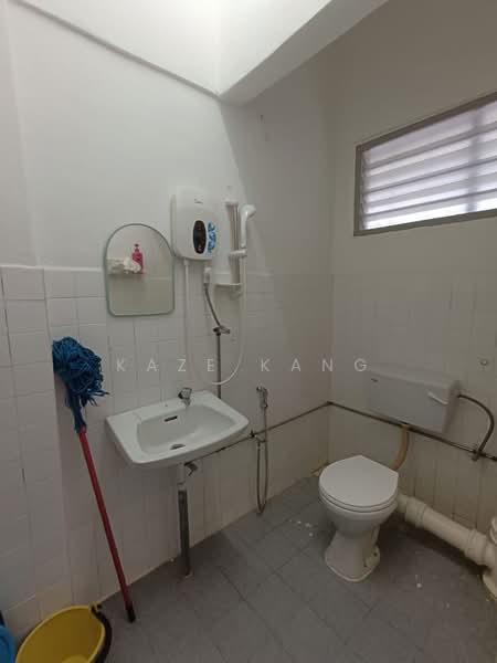 Pangsapuri untuk Disewa di Greenlane Heights Block B - Kaze Kang - PropertyGuru.com.my