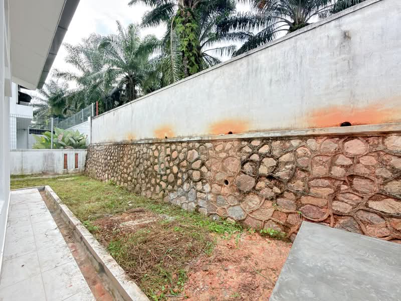 Semi-Detached House for Sale in Taman Saujana (Kluang) - May Tan - PropertyGuru.com.my