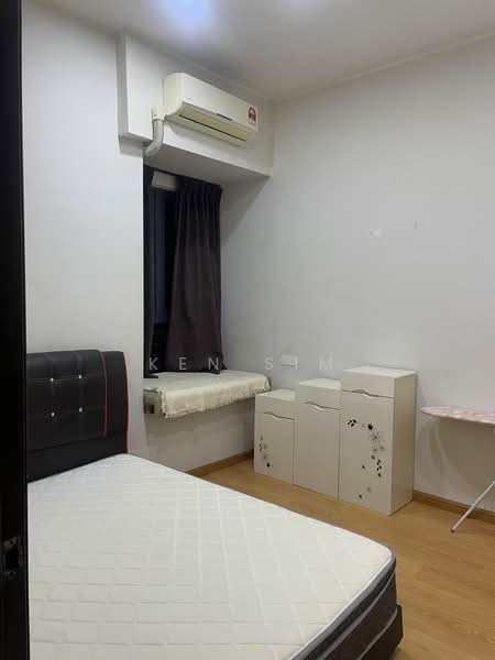 Condominium for Rent at Amberside @ Country Garden Danga Bay - Ken Sim - Bedroom - PropertyGuru.com.my