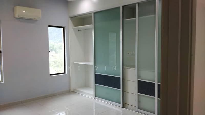 Condominium for Sale at T-Parkland - Kelvin . - Bedroom - PropertyGuru.com.my