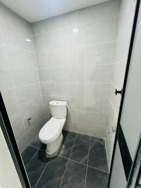 Rumah Teres untuk Dijual di Taman Munsyi Ibrahim (Johor Bahru) - Mohd Faez - Bathroom - PropertyGuru.com.my