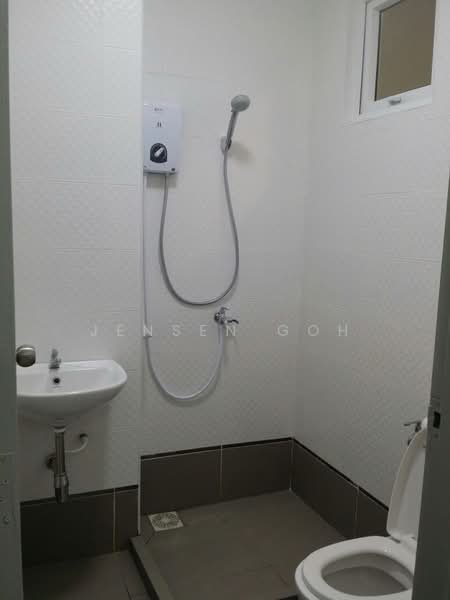 Servis Apartment untuk Disewa di Seasons Amara Larkin - Jensen Goh - Bathroom - PropertyGuru.com.my