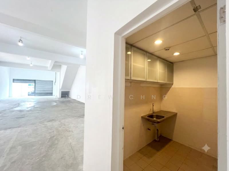 Shop for Rent in Rawang (Selangor) - Andrew Chng - Interior - PropertyGuru.com.my