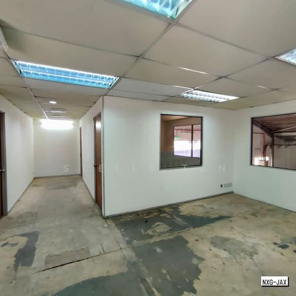 Factory for Rent in Kampung Bukit Kemuning (Shah Alam) - Stella Tan - Interior - PropertyGuru.com.my