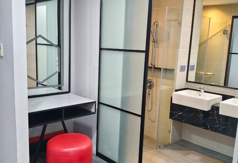 Service Residence for Rent at M101 SkyWheel - Bryan . - Bathroom - PropertyGuru.com.my