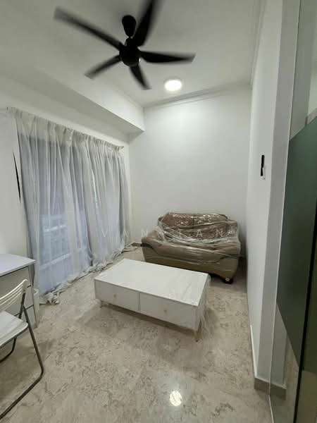 Kondominium untuk Disewa di 10 Semantan Suites - Ivan Tan - Living Room - PropertyGuru.com.my