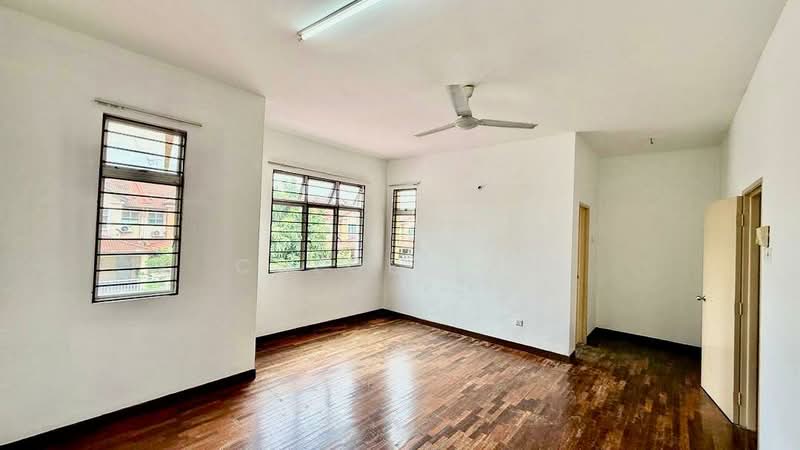 Rumah Teres 2 Tingkat untuk Dijual di Kemuning Utama (Shah Alam) - Chloe Tan - Interior - PropertyGuru.com.my
