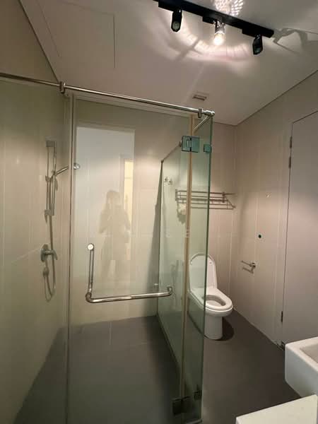 Kondominium untuk Disewa di The LIGHT COLLECTION II - Xinnee . - Bathroom - PropertyGuru.com.my
