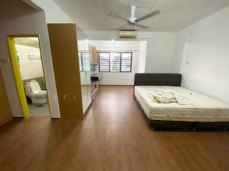 Semi-Detached House for Sale in Shah Alam (Selangor) - Syafiqah Sohaimi - PropertyGuru.com.my