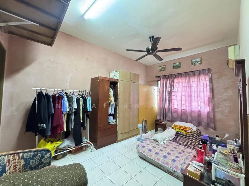 Pangsapuri untuk Dijual di Apartment Sri Hijauan - Norafian SMH - Bedroom - PropertyGuru.com.my