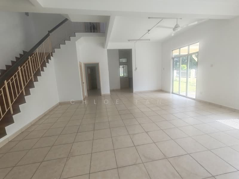 2.5-storey Terraced House for Sale in Kota Kemuning (Shah Alam) - Chloe Tan - Living Room - PropertyGuru.com.my