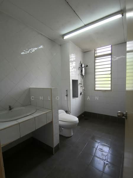 Rumah Teres 2.5-Tingkat untuk Dijual di Kota Kemuning (Shah Alam) - Chloe Tan - Bathroom - PropertyGuru.com.my