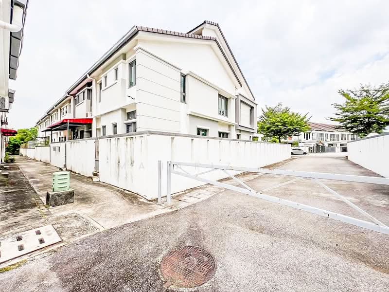 2-storey Terraced House for Sale in Seksyen 35 (Shah Alam) - Mahafiz . - Exterior - PropertyGuru.com.my