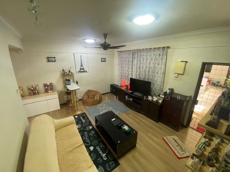 Pangsapuri untuk Dijual di Golf View - Josephine Khor - Living Room - PropertyGuru.com.my