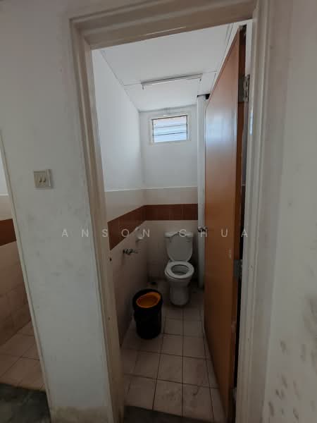 Shop / Office for Rent in Pasir Gudang (Johor) - Anson Chua - Bathroom - PropertyGuru.com.my