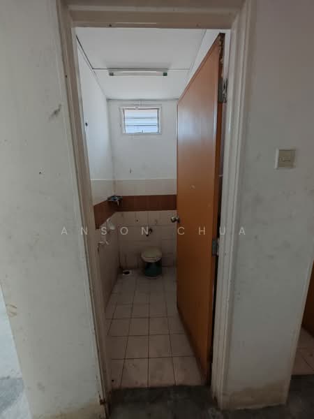 Shop / Office for Rent in Pasir Gudang (Johor) - Anson Chua - Bathroom - PropertyGuru.com.my
