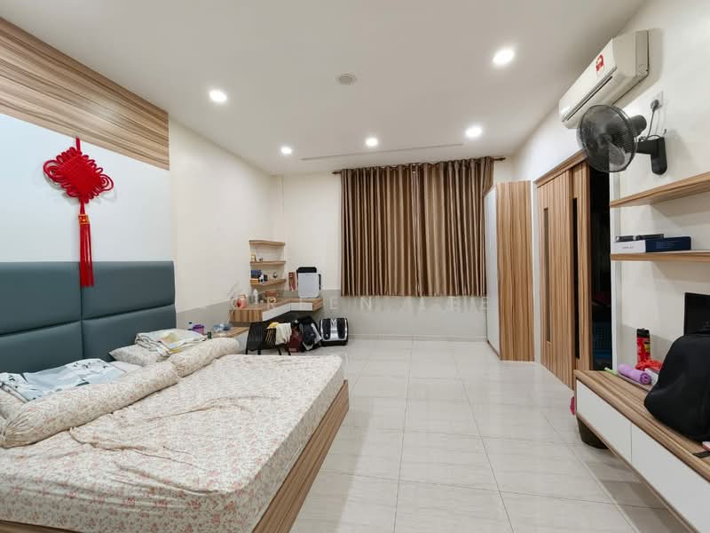 Shop for Sale in Taman Gemilang (Kulai) - Joreen Lee - PropertyGuru.com.my