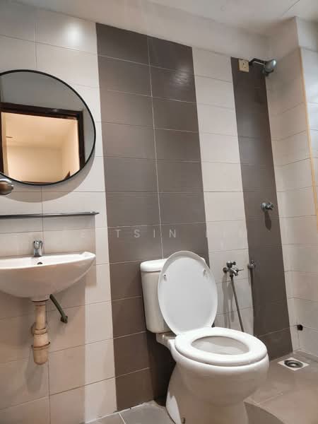 Terraced House for Rent in Pantai Dalam (Pantai) - Ee Tsin Lim - Bathroom - PropertyGuru.com.my
