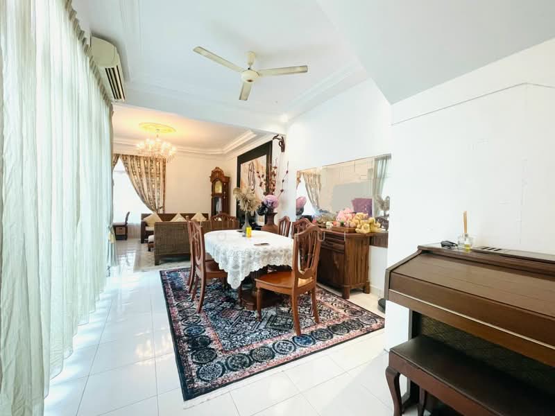 Rumah Teres 2 Tingkat untuk Dijual di Setia Tropika (Johor Bahru) - Kok Hui - Dining Room - PropertyGuru.com.my