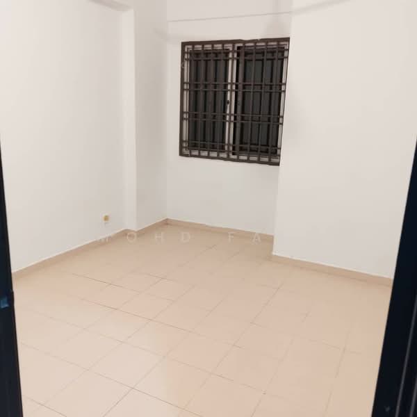 Pangsapuri untuk Dijual di Putri Ria Apartment - Mohd Faez - Interior - PropertyGuru.com.my