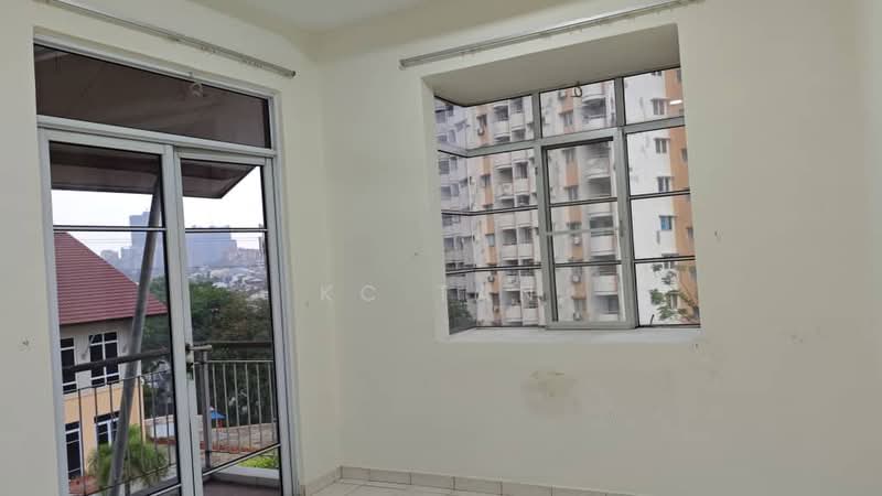 Rumah Berkembar untuk Dijual di Jalan Klang Lama (Old Klang Road) (Kuala Lumpur) - KC Tan - PropertyGuru.com.my