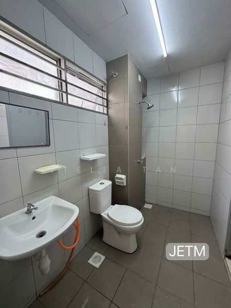 Rumah Teres untuk Disewa di Bandar Botanic (Klang) - Stella Tan - Bathroom - PropertyGuru.com.my
