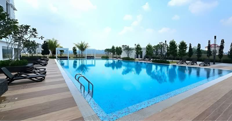 Servis Apartment untuk Disewa di Residensi Ostia - Ruqayyah Hashim - Pool - PropertyGuru.com.my