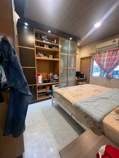 Rumah Teres 1 Tingkat untuk Disewa di Kuala Lumpur (Kuala Lumpur) - Viven Chia - Bedroom - PropertyGuru.com.my