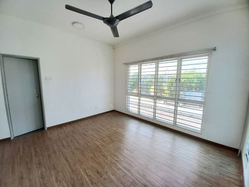 2-storey Terraced House for Sale in Sungai Buloh (Selangor) - Fahana Rashid - Interior - PropertyGuru.com.my