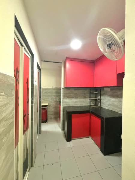 Apartment for Sale at Enggang Apartment - Carlos Ng - Kitchen - PropertyGuru.com.my