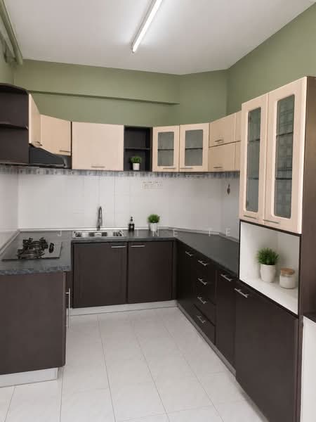 Pangsapuri untuk Disewa di Pantai Apartment - Jasmine Teh - PropertyGuru.com.my