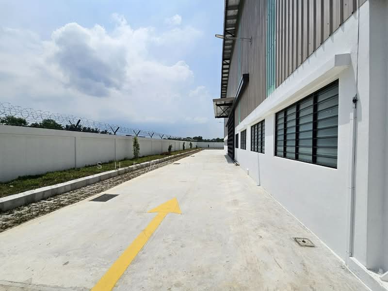 Kilang Terpisah untuk Disewa di Taman Industri Alam Jaya (Puncak Alam) - Sherene Goh - Exterior - PropertyGuru.com.my